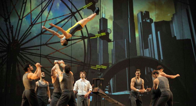 ‘Cirkopolis’ Blends the Wonder of Theatre with the Aerial Stunts of the Circus ‘Cirkopolis’ Blends the Wonder of Theatre with the Aerial Stunts of the Circus
