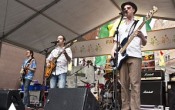 Front/Row Stage - Bubble Do The Beatles Front/Row Stage - Bubble Do The Beatles